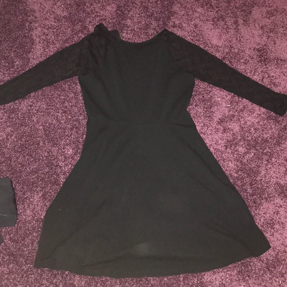 Black long sleeved dress